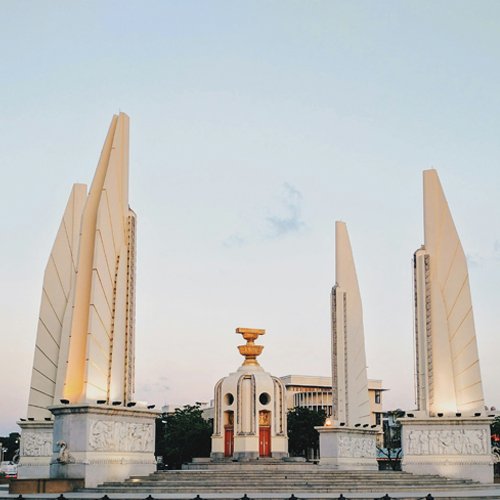 listing-details-carousel